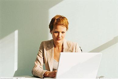 《冲就完事模拟器》新章节“泥金汉档案3”上线 免费更新